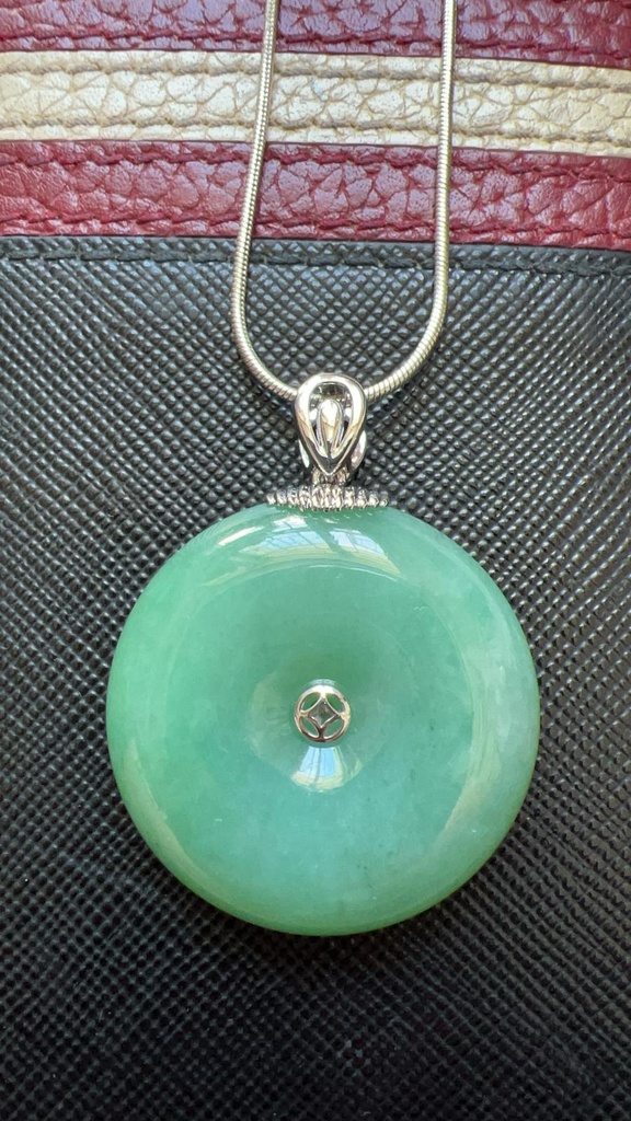 18K白金饟嵌翡翠平安扣